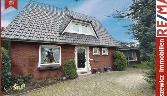 Bild von * Attraktives Einfamilienhaus in gefragter Lage – Ruhe trifft Zentralität *