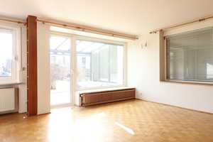 Ruhiges Einfamilienhaus mit Renovierungsbedarf und sonnigem Südgarten in Lochhausen/Langwied – München – Vorschaubild 6