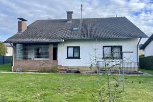 Freistehendes Ein-/Zweifamilienhaus in guter Lage von Beckingen-Düppenweiler zu verkaufen – Die vollständige Adresse der Immobilie erhältst du vom Anbieter., 66701 Beckingen – Vorschaubild 2