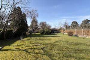 Großzügiges Ein- Zwei- Dreifamilienhaus in Köln Dünnwald mit wunderschönem Garten und großer Garage – Neckarweg 37, 51061 Höhenhaus, Köln – Vorschaubild 5