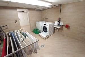 Wiesbaden-Biebrich: Außergewöhnliches Haus auf tollem Grundstück mit hochwertiger Ausstattung – Die vollständige Adresse der Immobilie erhältst du vom Anbieter., 65203 Biebrich, Wiesbaden – Vorschaubild 48