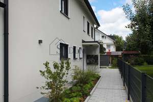 VERMIETUNG: Charmante Dachgeschosswohnung mit Balkon in ruhiger Lage! – Die vollständige Adresse der Immobilie erhältst du vom Anbieter., 81243 Aubing-Süd, München – Vorschaubild 4