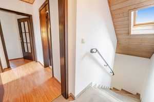 Ankommen & loswohnen: 
3-4-Zimmer-Maisonette-Wohnung mit ca. 170 m² Gartenanteil und Garage – Ebersberg (Kreis) – Vorschaubild 13