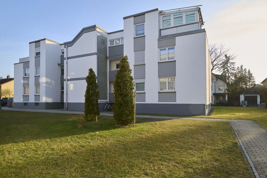 Immobilie in Olching - Vermietete 3-Zimmerwohnung mit zwei Südwest-Balkonen - Bild 1