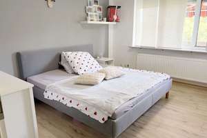 Großzügige 
4,5-Zi. Eigentumswohnung
in einem 3-Familienhaus
mit Gartenanteil und Garage
in Neu- – Die vollständige Adresse der Immobilie erhältst du vom Anbieter., 89231 Neu-Ulm – Vorschaubild 16