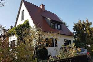 Schönes Einfamilienhaus mit großem Garten in Nürnberg, Ziegelstein