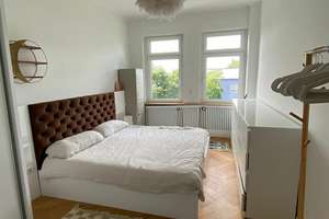 Erleben Sie stilvolles Wohnen im charmanten Altbau von Berlin-Britz. – Die vollständige Adresse der Immobilie erhältst du vom Anbieter., 12347 Britz, Berlin – Vorschaubild 4