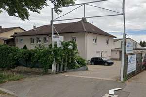 Perfekt für große Familien: Viel Platz auf ca.140 m² mit Garten, Terrasse, 2 Küchen und 2 Bädern