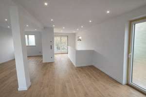 Charmante Maisonette mit „Haus-im-Haus“-Charakter & 200 qm Privatgarten – Die vollständige Adresse der Immobilie erhältst du vom Anbieter., 65193 Nordost, Wiesbaden – Vorschaubild 2
