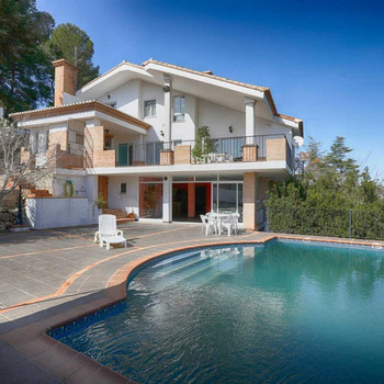 Alzira Chalet
