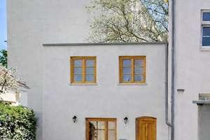 Einzigartiges Remisen-Juwel am Babelsberger Park – Aufstockung, Sanierung und Gartenhof-Idylle – Die vollständige Adresse der Immobilie erhältst du vom Anbieter., 14482 Babelsberg Nord, Potsdam – Vorschaubild 2