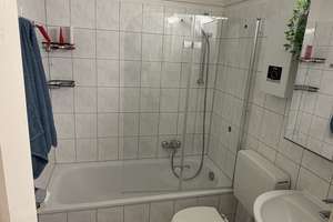 Zentrale 3-Zimmer-Wohnung in Düsseldorf für Singles und Paare – Die vollständige Adresse der Immobilie erhältst du vom Anbieter., 40211 Stadtmitte, Düsseldorf – Vorschaubild 7