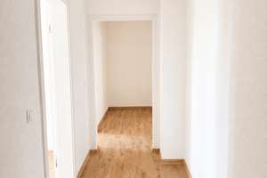 WG-geeignete 2-Zimmer-Wohnung mit Balkon – möbliert – Die vollständige Adresse der Immobilie erhältst du vom Anbieter., 1219 Prohlis-Nord, Dresden – Vorschaubild 4
