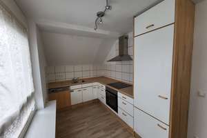 Schöne 1-Zimmer-Dachgeschosswohnung mit Einbauküche in der Sebaldus-Siedlung Erlangen – Die vollständige Adresse der Immobilie erhältst du vom Anbieter., 91058 Sebaldus, Erlangen – Vorschaubild 2