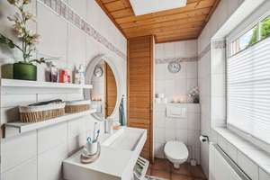 Viel Platz für Familie & Generationen – Wohnhaus mit ca. 290 m² Wohnfläche – Die vollständige Adresse der Immobilie erhältst du vom Anbieter., 56427 Siershahn – Vorschaubild 13