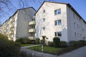 Sonnige 2-Zimmer-Wohnung mit Balkon in gepflegter Wohnanlage – ideal für Senioren, Singles,  Anleger – Die vollständige Adresse der Immobilie erhältst du vom Anbieter., 28207 Hastedt, Bremen – Vorschaubild 1