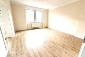 Helle & sanierte 2 Zimmerwohnung mit Balkon in Wiesbaden Biebrich! – Wilhelm Kalle Strasse 11, 65203 Biebrich, Wiesbaden – Vorschaubild 2