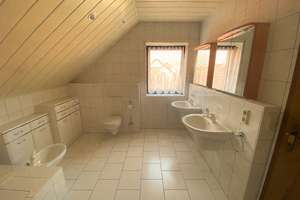 Wellness inklusive: Freistehendes Einfamilienhaus mit Sauna in Erfurt-Stotternheim – Die vollständige Adresse der Immobilie erhältst du vom Anbieter., 99095 Stotternheim, Erfurt – Vorschaubild 10