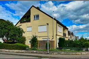 LB - 3,5 DACHGESCHOSSWOHNUNG - RUHIGE WOHNLAGE