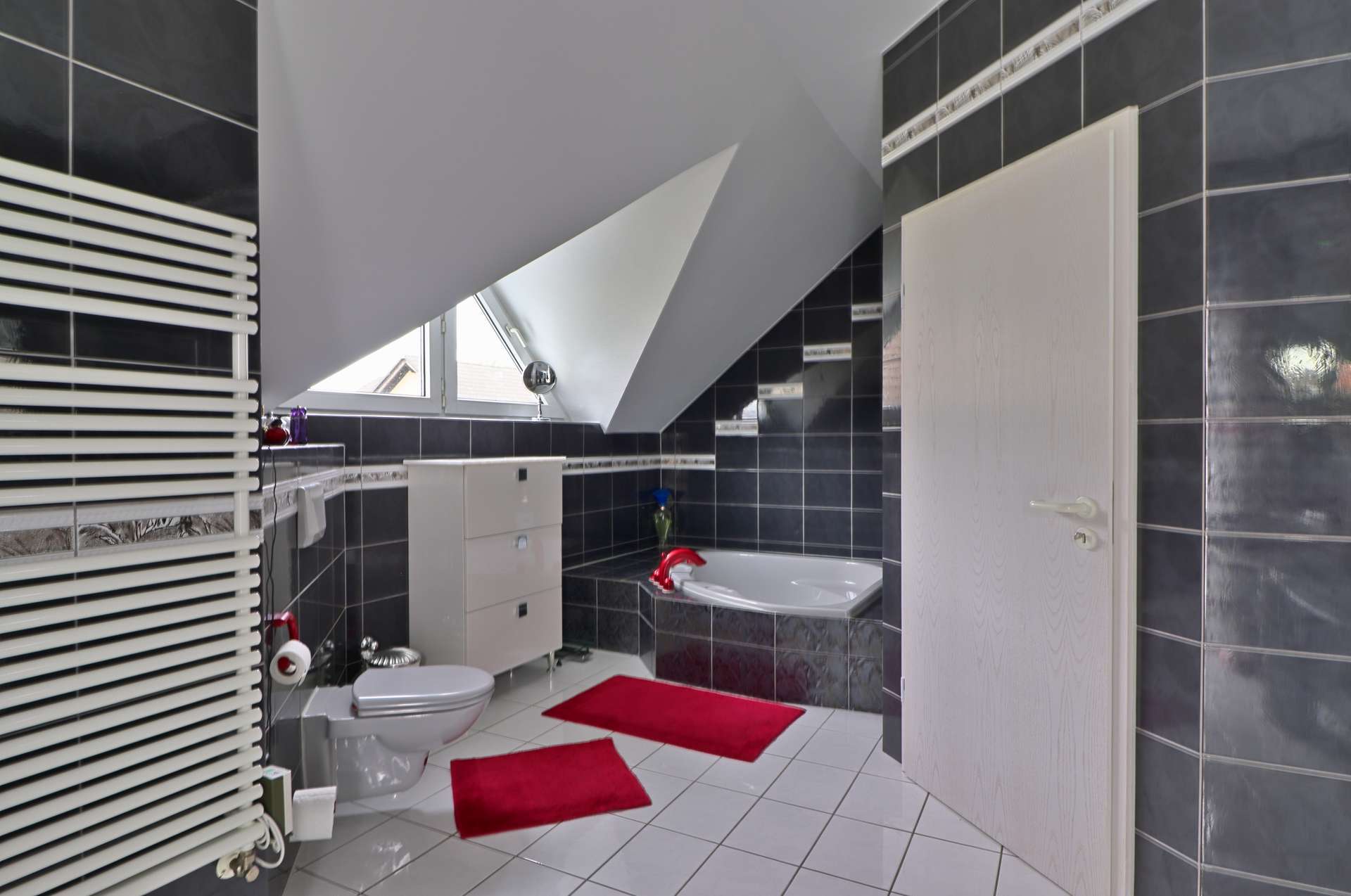 Immobilie in Gensingen - Provisionsfrei, da vom Eigentümer! Mediterrane Traumvilla vor den Toren von Mainz - Bild 3