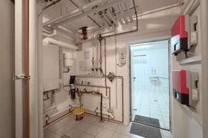 Großes Wohnhaus Energieklasse A für 1-3 Parteien oder Büro, Wintergarten, Garagen in Bebra – 36179 Bebra – Vorschaubild 36