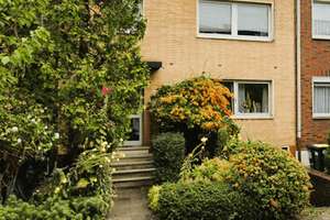 Nette DG-Wohnung - Duibsurg Neudorf - Nähe HBF