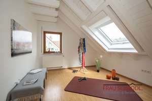 SCHÄTZELE MARKT SPECIAL
- Traumhaus in Tengen - – Die vollständige Adresse der Immobilie erhältst du vom Anbieter., 78250 Tengen – Vorschaubild 21