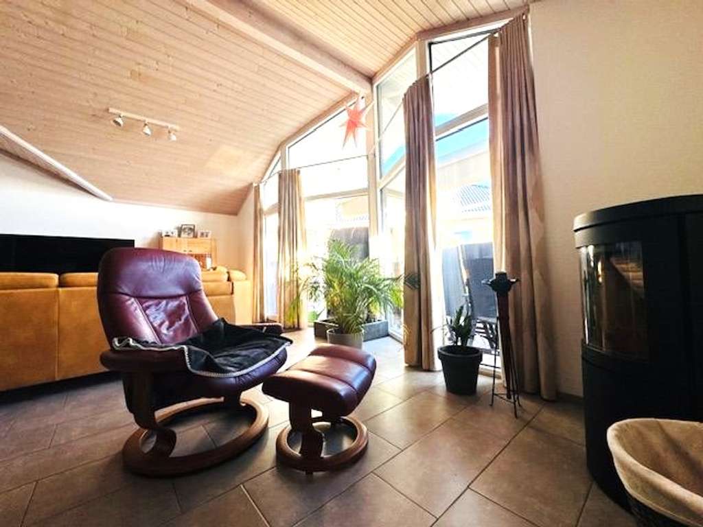 Immobilie in Wangels - Einfamilienhaus in Strandnähe! Zuzüglich Pool und PV Anlage! - Bild 4