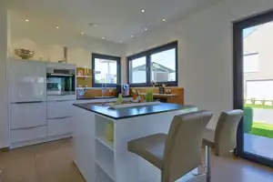 Property thumbnail 10