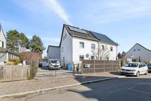 Altersgerechte Doppelhaushälfte mit abgeschlossenem, neuwertigem Anbau (2 WE) in Nbg-Sündersbühl