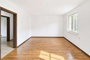 Geräumige 3-Zimmer-Wohnung mit Außenstellplatz in Stuttgart-Gablenberg – 70186 Gablenberg, Stuttgart – Vorschaubild 8