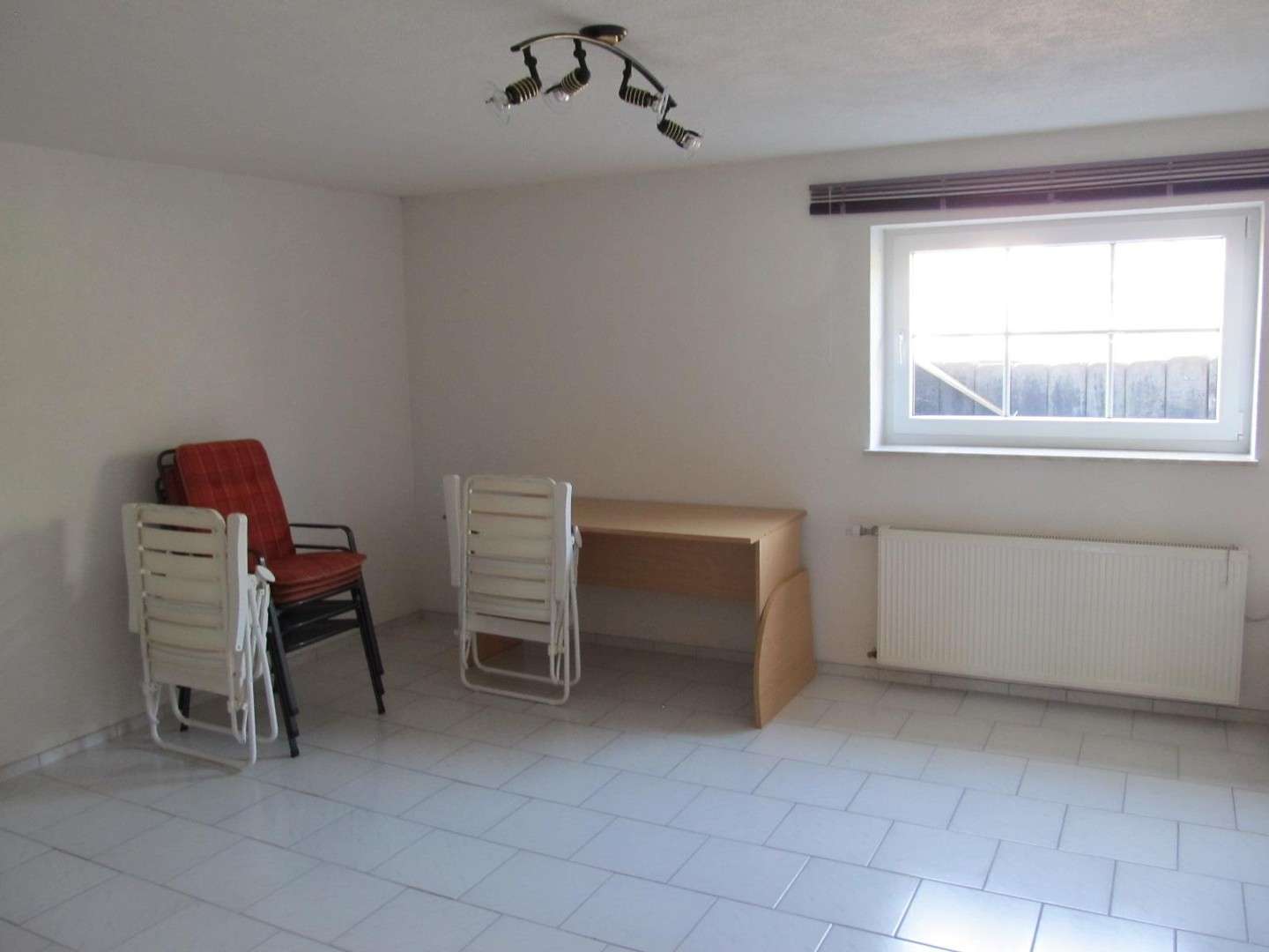 Immobilie in Hohenroda - Einfamilienhaus - ländlich, ruhig, geräumig mit Garten und Garage - Bild 4