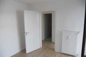 Attraktive 2-Raum-DG-Wohnung mit Dachterasse in Krefeld – Dionysiusstraße 108, 47798 Krefeld – Vorschaubild 4