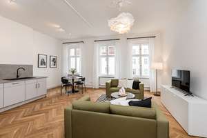Zehdenicker Straße - 2-Zimmer-Stuckaltbauwohnung: ruhig gelegen und dennoch zentral! – Die vollständige Adresse der Immobilie erhältst du vom Anbieter., 10119 Prenzlauer Berg, Berlin – Vorschaubild 2