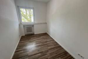Anschauen Einziehen - Für Sie - Renovierte 3 Zi.-Whng. mit Balkon - Duisburg Rheinhausen – Brahmsstraße 7, 47226 Rheinhausen-Mitte, Duisburg – Vorschaubild 4