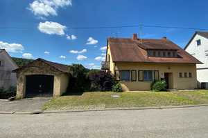 Von Privat* EFH/GRUNDSTÜCK Großer Südgarten, PANORAMABLICK und ELW/Büro zum Kauf in Aidlingen – Gartenstrasse 20, 71134 Böblingen (Kreis) – Vorschaubild 1