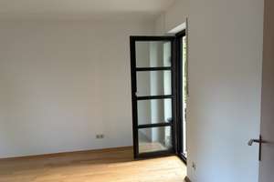 Ruhige, helle 3-Zimmer-Wohnung in Obersendling mit S/W-Balkon – Kleinstraße 23, 81379 Thalkirchen, München – Vorschaubild 10
