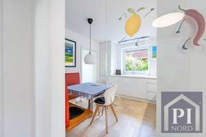 Einzugsbereit: Familiendomizil Kiel-Meimersdorf – Erker, Sauna & Streuobstwiese – Die vollständige Adresse der Immobilie erhältst du vom Anbieter., 24145 Meimersdorf, Kiel – Vorschaubild 5