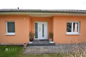 Ihr neues Zuhause in Oranienburg: Freundliches Einfamilienhaus mit Wohlfühlcharakter – Die vollständige Adresse der Immobilie erhältst du vom Anbieter., 16515 Oranienburg – Vorschaubild 2