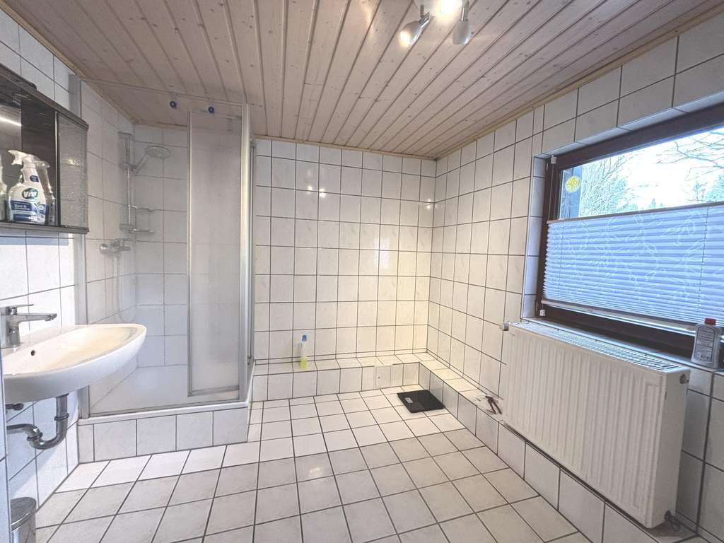 Immobilie in Alfeld (Leine) - Einfamilienhaus in ruhiger Feldrandlage mit großem Grundstück in Alfeld-Imsen! - Bild 4