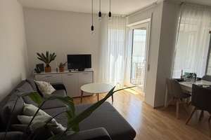 2-Zimmerwohnung mit Loggia und Stellplatz