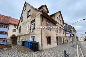 Charmantes Denkmalobjekt mit Gewölbekeller und modernen Wohneinheiten im Stadtkern – Die vollständige Adresse der Immobilie erhältst du vom Anbieter., 78628 Rottweil – Vorschaubild 3
