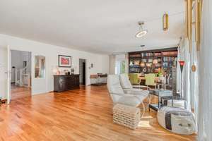 Charmante Stadtvilla mit mediterranem Flair – Die vollständige Adresse der Immobilie erhältst du vom Anbieter., 40667 Meerbusch – Vorschaubild 11