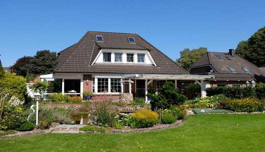 Bild von Großzügiges Einfamilienhaus mit Vollkeller und Wintergarten