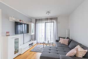 Stilvolle, hochwertige 2-Zimmer-Wohnung mit EBK in Fürth-Dambach