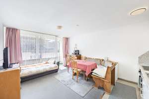 Vielversprechende Wohnung mit Entwicklungspotenzial in begehrter Wohnlage – Die vollständige Adresse der Immobilie erhältst du vom Anbieter., 81245 Neupasing, München – Vorschaubild 3