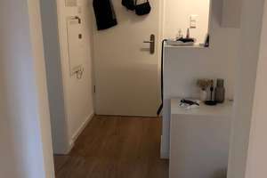 Lichtdurchflutete, sanierte 3,5-Zimmer-Maisonette-Wohnung mit Einbauküche in Stuttgart – Die vollständige Adresse der Immobilie erhältst du vom Anbieter., 70437 Zazenhausen, Stuttgart – Vorschaubild 17
