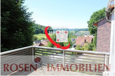 Am sonnigen Hang mit Ausblick
