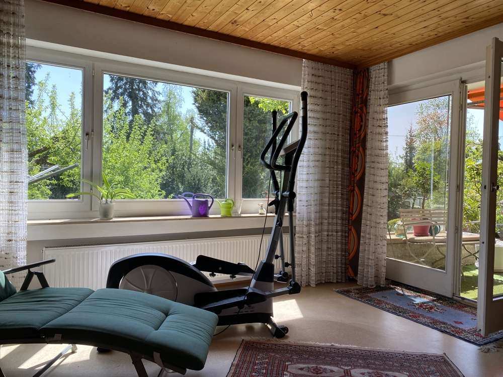 Immobilie in Rottweil - Gepflegtes Einfamilienhaus mit Einliegerwohnung in ruhiger Lage, mit Garten und Garage - Bild 11