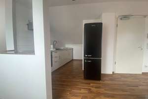 Wohnen mit Charakter: 3-Zimmer-Dachgeschosswohnung in Köln – Roonstraße 88, 50674 Neustadt/Süd, Köln – Vorschaubild 6